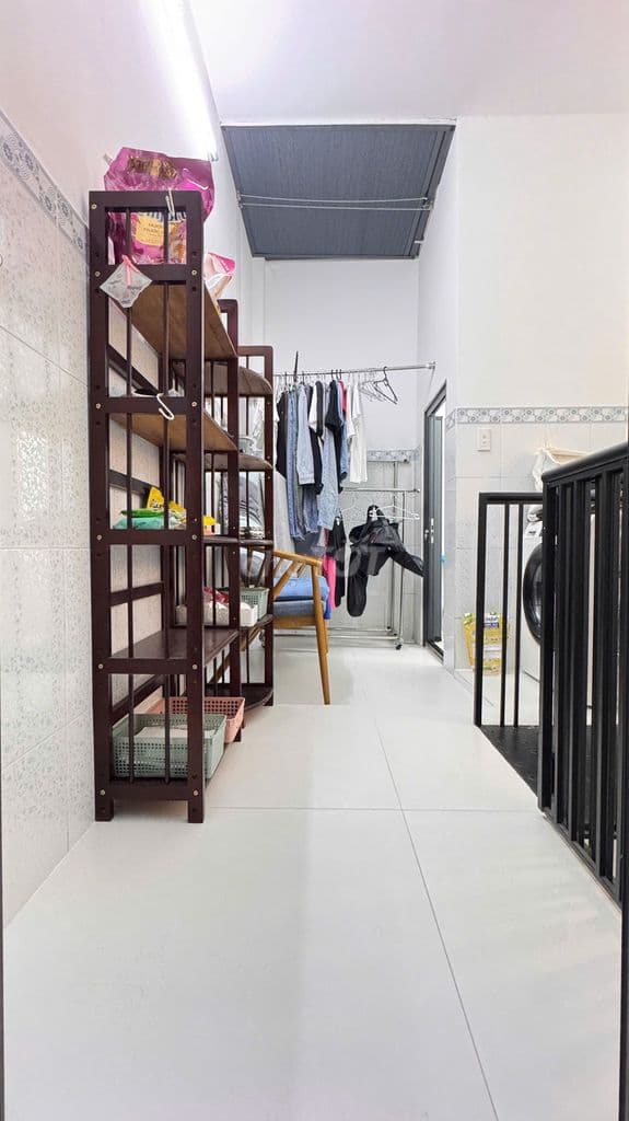 Nhà hẻm Lý Thánh Tông , Tân Phú - Trệt + lầu đúc chỉ hơn 2 tỷ - Ảnh 3