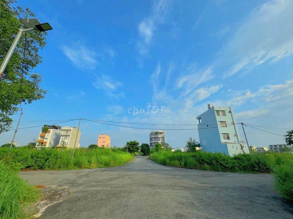 Chuyên bán đất nền dự án Sở Văn Hóa, P. Long Trường, TP.HCM giá 7 tỷ - Ảnh 2