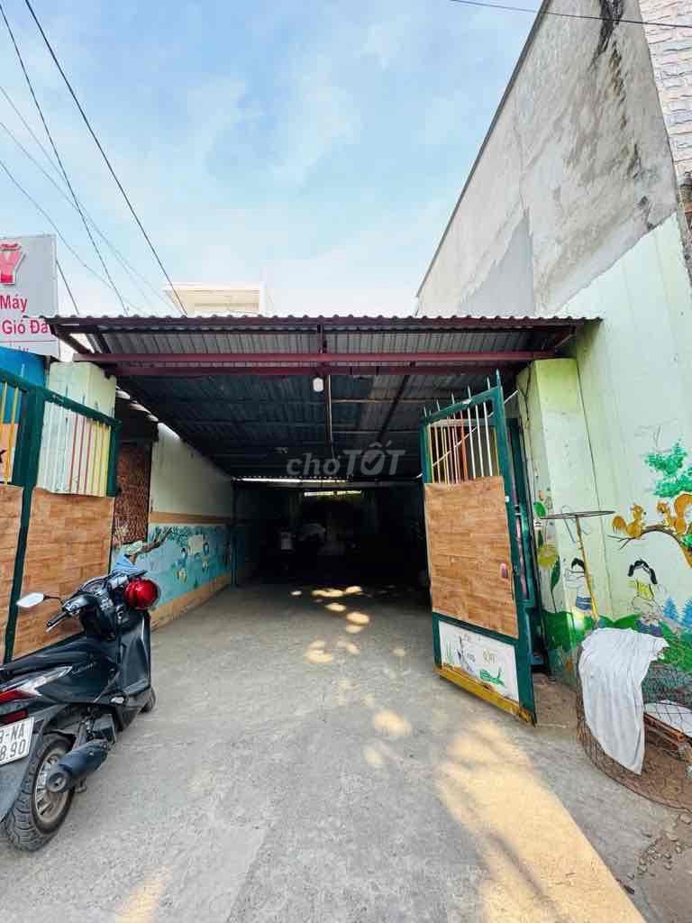 MẶT TIỀN KINH DOANH 5 X 55 M. CHỢ ĐÊM BÀ HOM TÂN TẠO. KHU VỰC SẦM UẤT