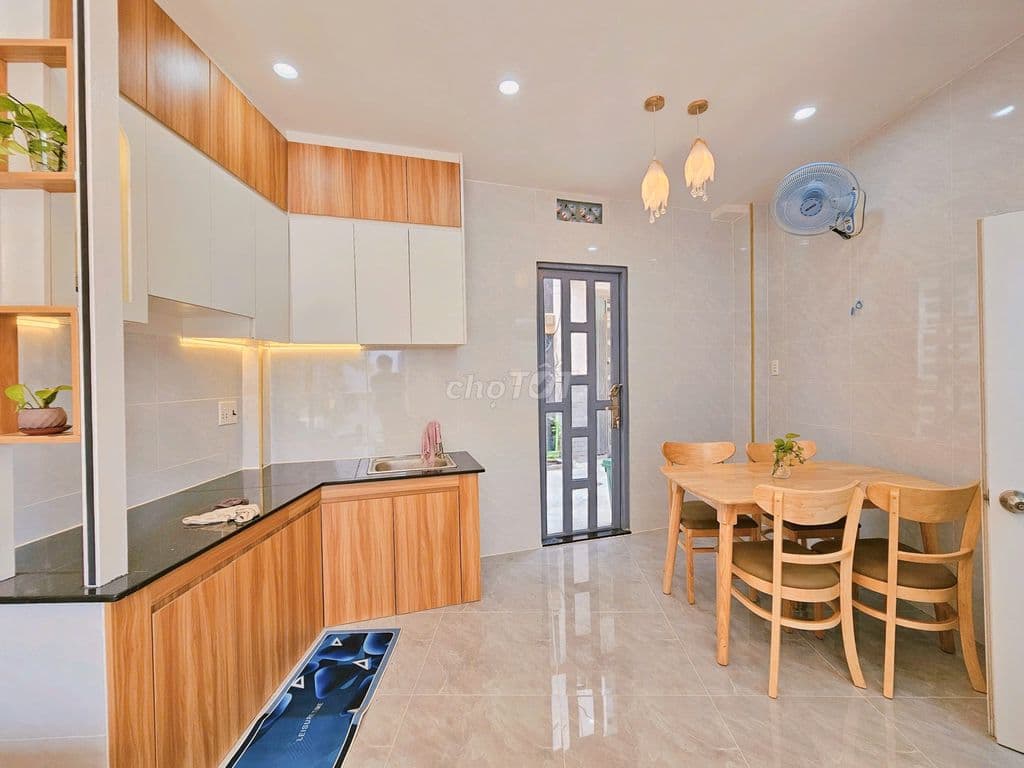 NHÀ -2 MẶT TIỀN THOÁNG MÁT.HỢP GIA ĐÌNH TRẺ GIÁ 3,6800 - Ảnh 2