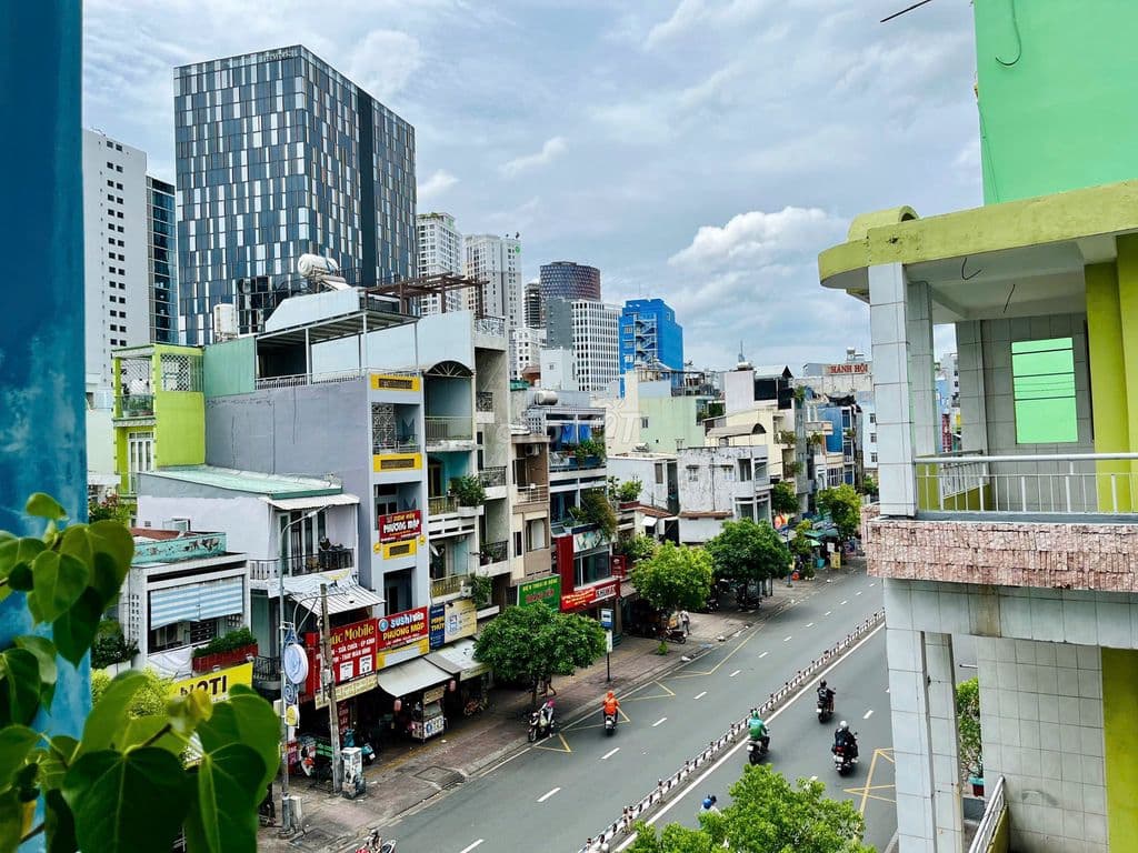 Bán gấp nhà 2 mặt tiền Hoàng Diệu Q4, khu sầm uất, không ngập - Ảnh 3
