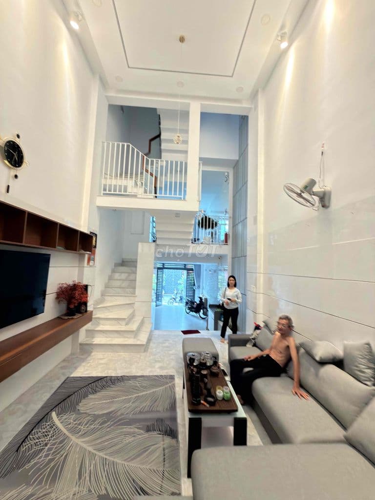 5 TẦNG BTCT - LÊ VĂN QUỚI - RẺ KHU VỰC - 65M2 - KO LG - XEM LÀ MÊ LIỀN