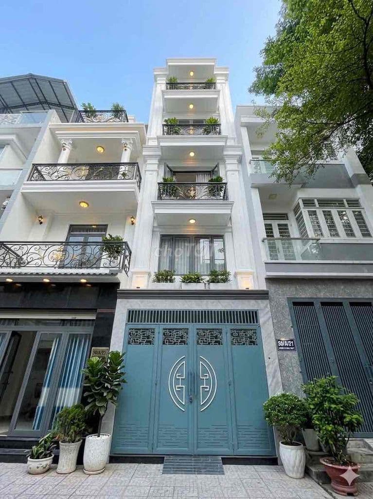 BÁN NHÀ MỚI QUỐC LỘ 13- SÁT VẠN PHÚC CITY ĐÚC BTCT 5 TẦNG CÓ 5PN, 6WC