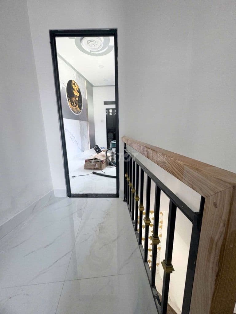 NHÀ ĐẸP 45 M 2 LẦU GIÁ NHỈNH 3 TY HẺM OTO ĐỖ CỬA - Ảnh 3