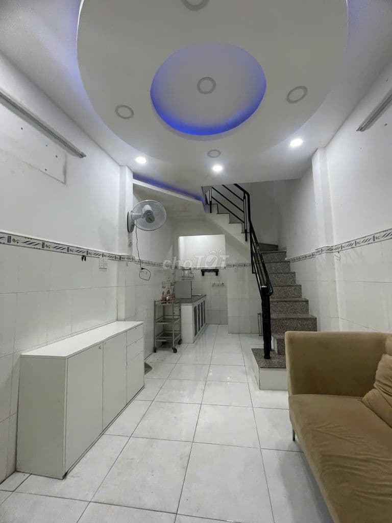 Nhà 3 tầng trung tâm Q1 - 3,4 Tỷ - Ảnh 2