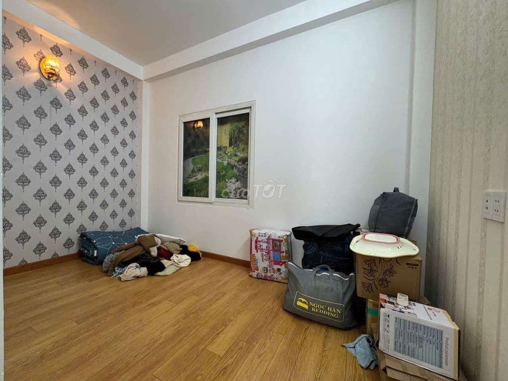 BÁN GẤP !!! DT 4X10, ĐÚC 4 TẦNG, HẺM THÔNG XE HƠI, GIÁ 6 TỶ BỚT LỘC - Ảnh 3