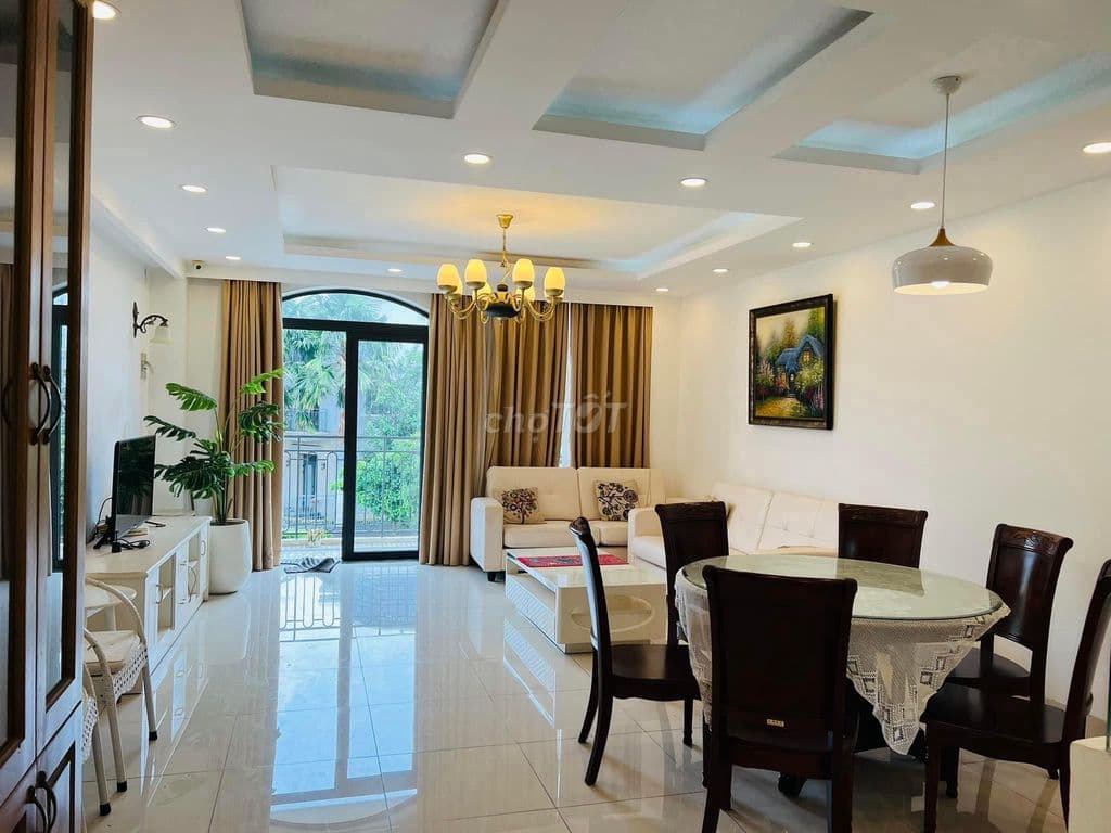 HIẾM! Nhà Phố 5x20, trục đường chính 25m, hoàn thiện. Giá: 23,8 tỷ