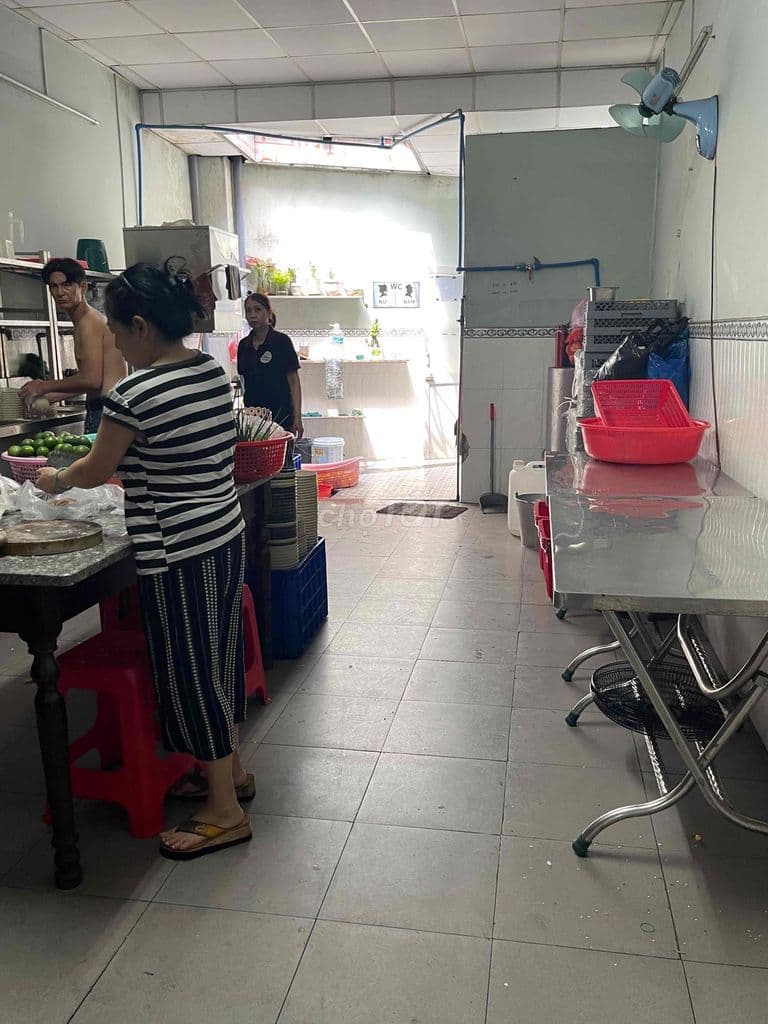 bán gấp nhà mtkd 108 phạm văn hai 4,05x28 - Ảnh 3