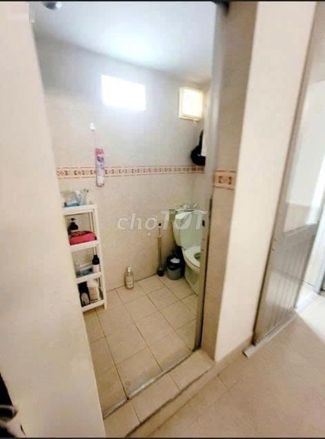 Bán gấp, 451/36 Tô Hiến Thành, (4.5x6.2m 1T 1L), HĐ thuê 9 triệu/th - Ảnh 2