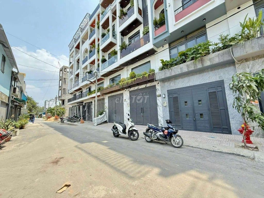 Nhà đẹp Luxury hiện đại 4x16m 1lững 3 lầu Đường 8m Thạnh xuân 25 - Ảnh 2