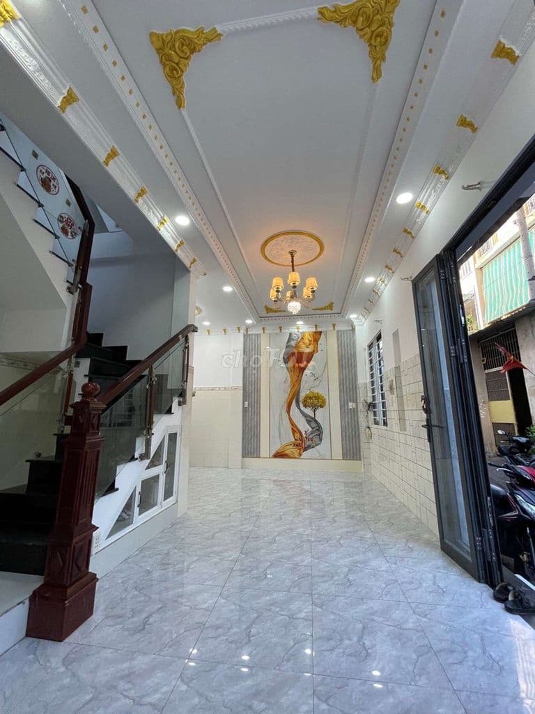 Nhà Bán Vành Đai Trong - Tên Lửa - Giáp Quận 6 - 4 phòng. giá tốt 4 tỷ