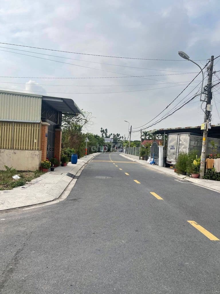 Bán gấp lô đất 92m² giá 950tr ngay đường Nguyễn Văn Hoài xã Tân An Hội - Ảnh 2