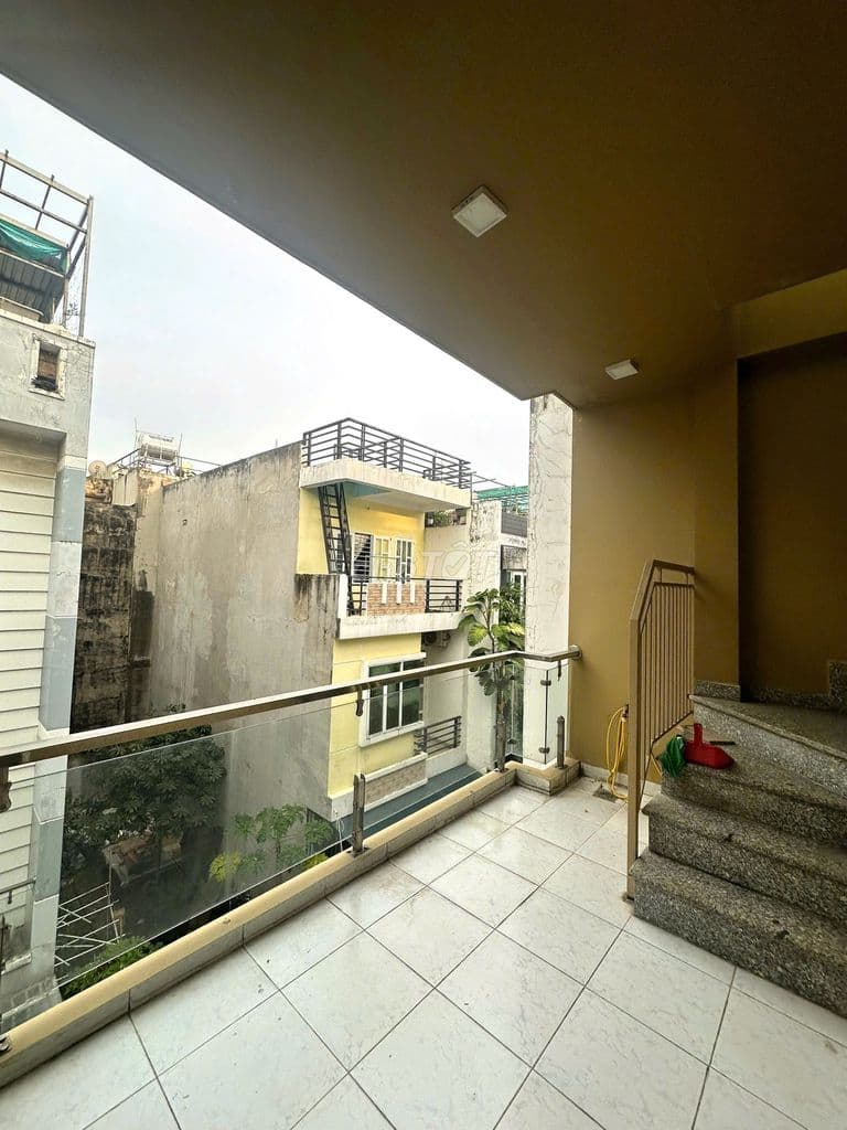 Hiếm Có Nhà 4tầng Hiệp Bình Phước 4PN Gần Vạn Phúc City Hẻm Ô Tô Rộng - Ảnh 3