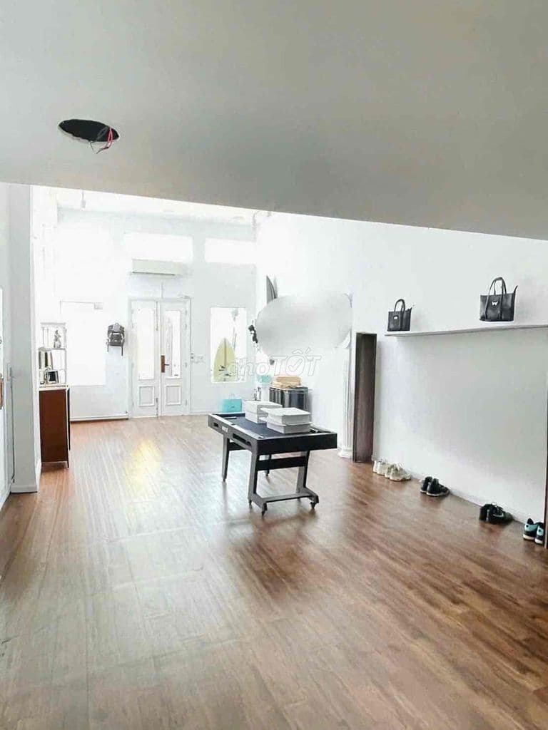 Bán nhà HXH Lê Thị Riêng, Quận 1, 88m2(5.65x15), giá chỉ 30 Tỷ TL. - Ảnh 3