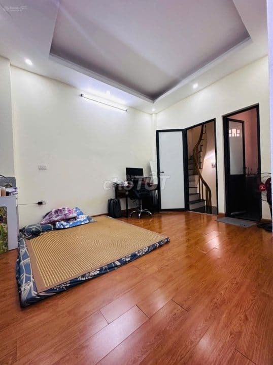 Nhà 4 tầng 30m² Nam Dư 3 Ngủ Tiềm Năng, có chỗ để xe máy riêng - Ảnh 3