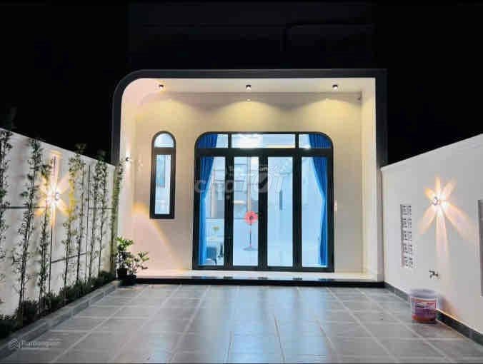 Anh Trường chính chủ cần bán gấp nhà quận 8. Sổ hồng riêng