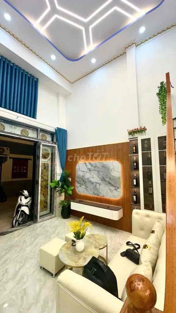 Đường 6m thông. DT 4x10. Nhà mới 2 tầng. Phù hợp gia đình trẻ - Ảnh 2