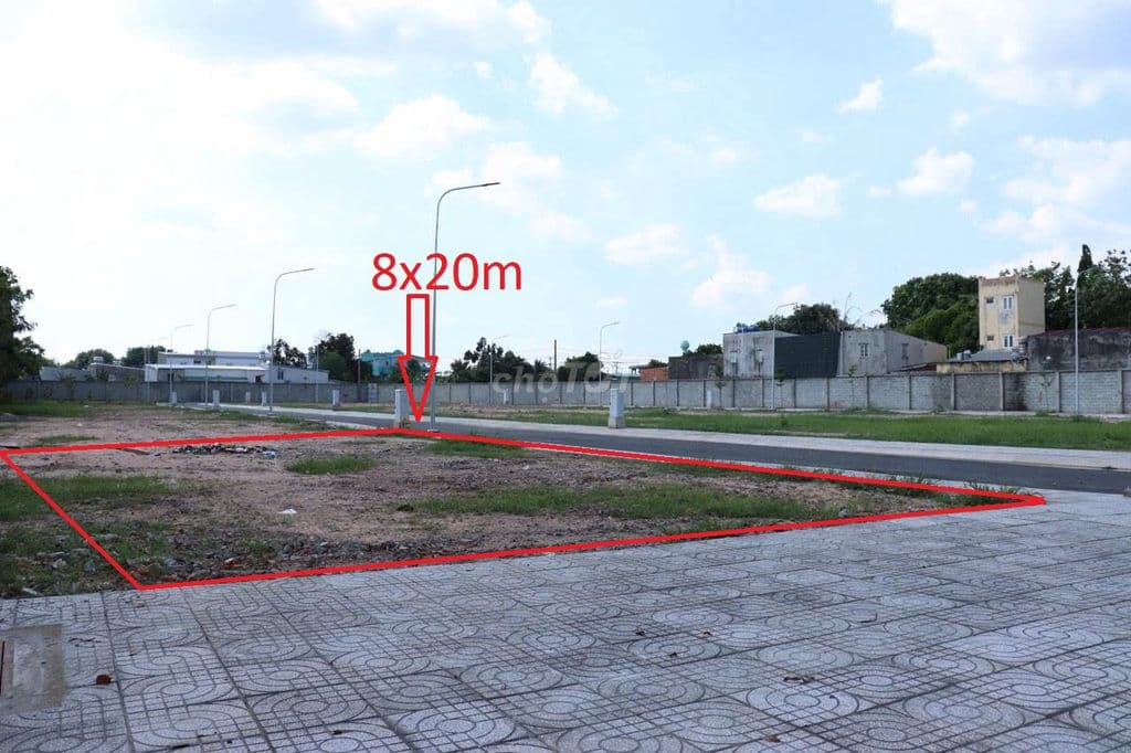 HẠ GIÁ LẦN CUỐI 200TR CHỐT LÔ GÓC 2 MT 8X20M Đ. NGUYỄN VĂN KHẠ 1 XẸC