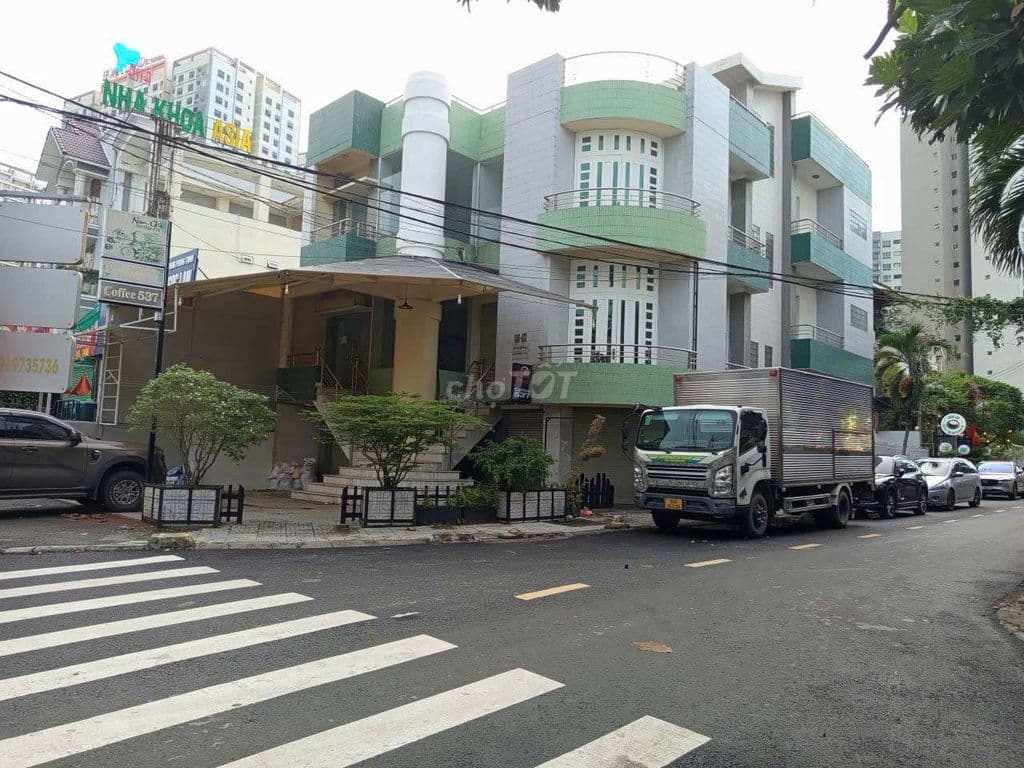 3 sổ nhà góc 2 mặt tiền Nguyễn Duy Trinh, Quận 2