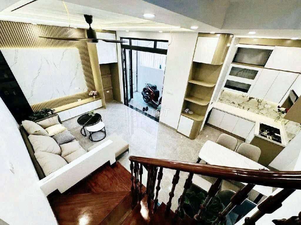 bán nhà bồ đề long biên 50m 5 tầng giá 11,7 tỷ