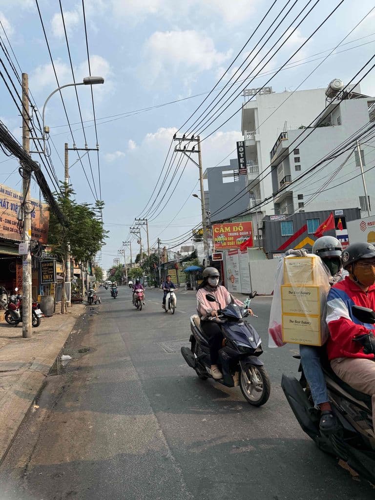 mặt tiền kinh doanh đường Mã Lò, giáp Lê Văn Quới, Dt: 3,8x20 - Ảnh 2