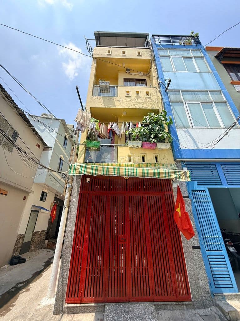 Cần bán gấp nhà hẻm rộng 5m, trần văn đang,3,5x7=4 tầng, giá,4,9 tỷ