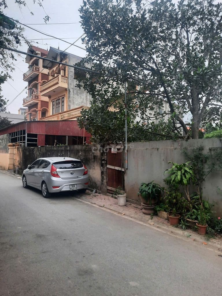 Nhà 2 tầng, đất thổ cư, đường trước đất rộng 5m, đầy đủ các tiện ích. - Ảnh 2