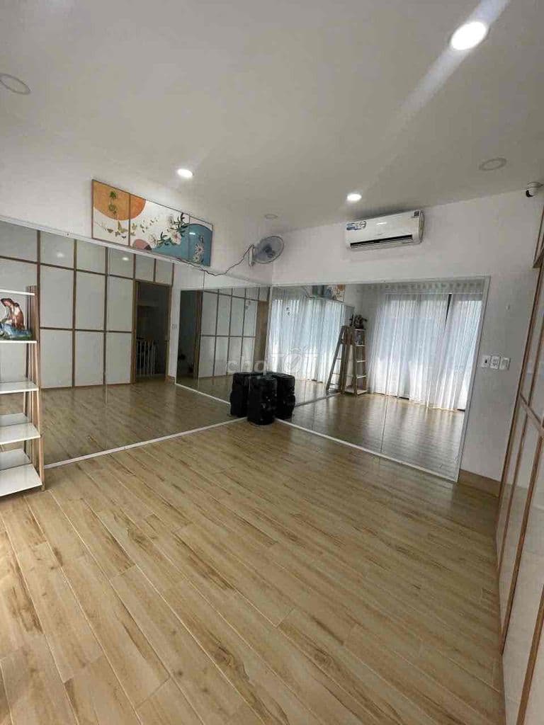 Nhà xe tải đẹp - Ảnh 3