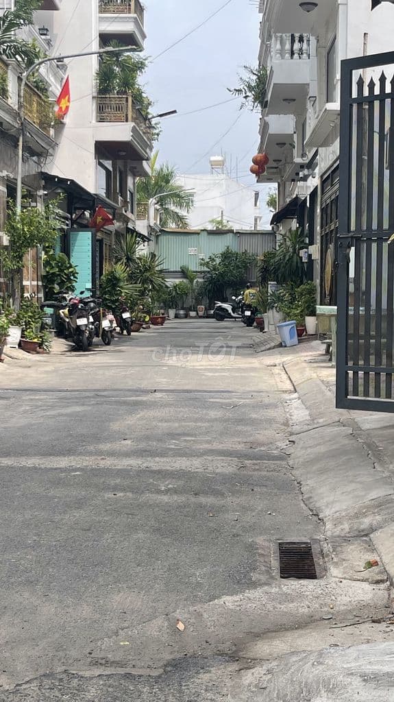 Cần Bán Đất Gần Siêu Thị Aeon Mall Tân Phú. - Ảnh 2
