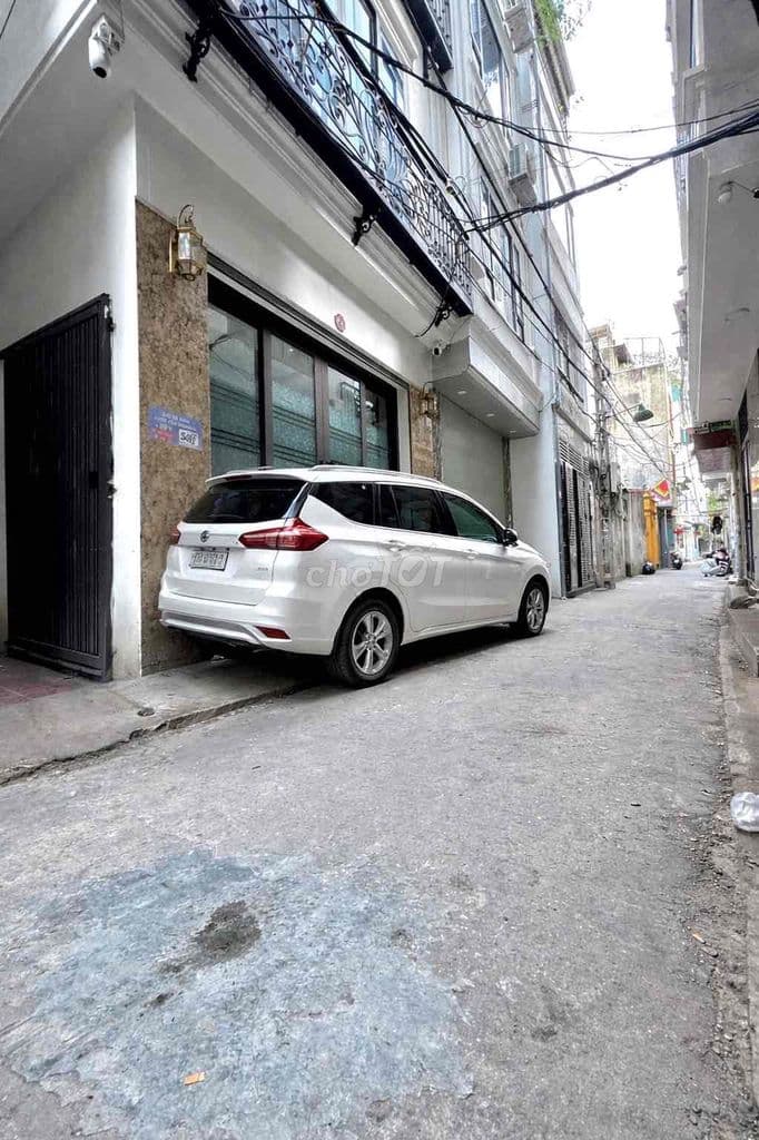 NHÀ 5T. Lô góc. ngõ thông. kinh doanh, văn phòng, spa đều tốt