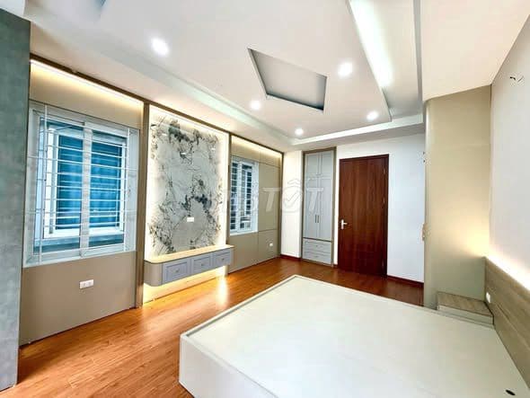bán nhà đẹp Xuân La 40m² 6 tầng hơn 9 tỷ - Ảnh 2