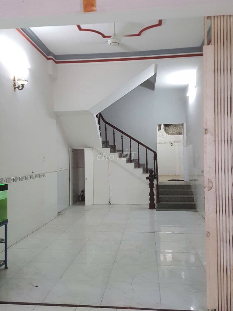 Nhà căn đôi 8x16m - Hẻm thông ô tô 753 Tỉnh Lộ 10 ra Tên Lửa mới - Ảnh 3