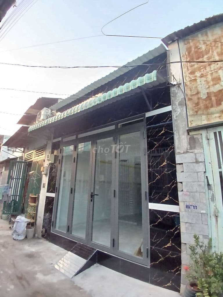 Nhà đẹp 2/ ngắn 6A DT 4m*10m 1T+ lầu 2pn,2w phòng khách rộng