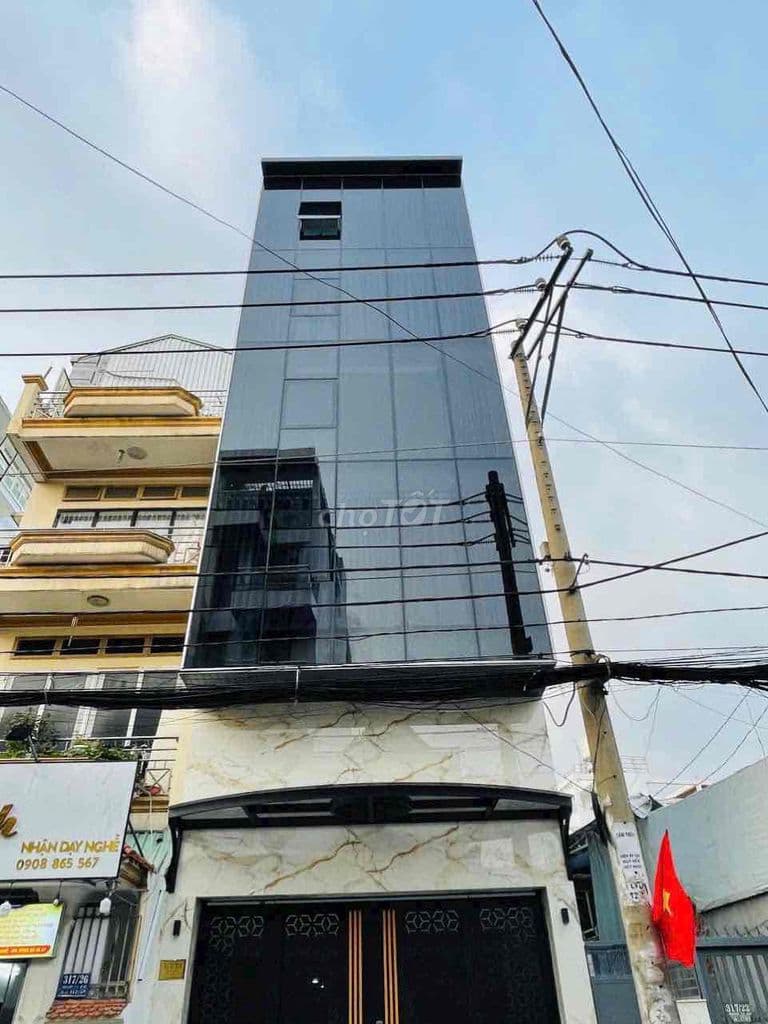 ccg bán nhà. đang là căn hộ dịch vụ có sẳn thu nhập cao.