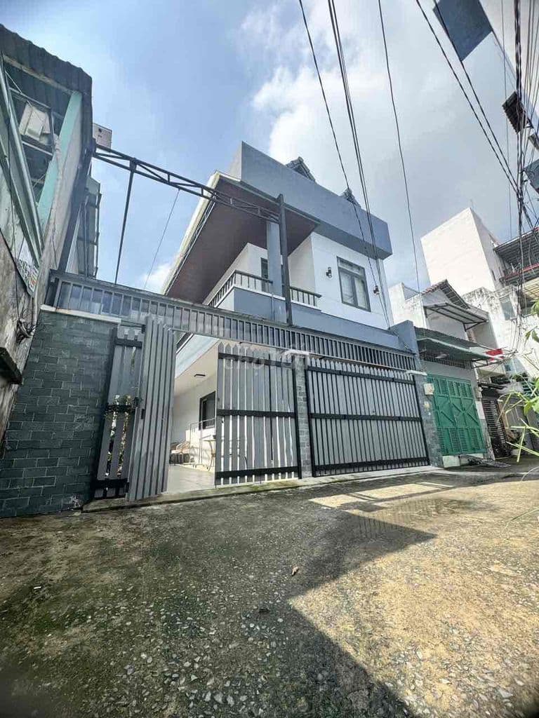 Bán nhà chính chủ hẻm xe hơi Nguyễn Văn Quỳ Quận 7, 118m2, 2 tầng.