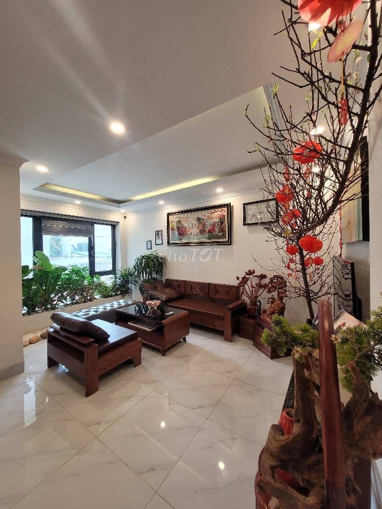 TRƯỜNG LÂM 40M2- 5TẦNG-MẶT TIỀN 4.2M- NGÕ THÔNG GẦN Ô TÔ - GIÁ 8.6 TỶ - Ảnh 2