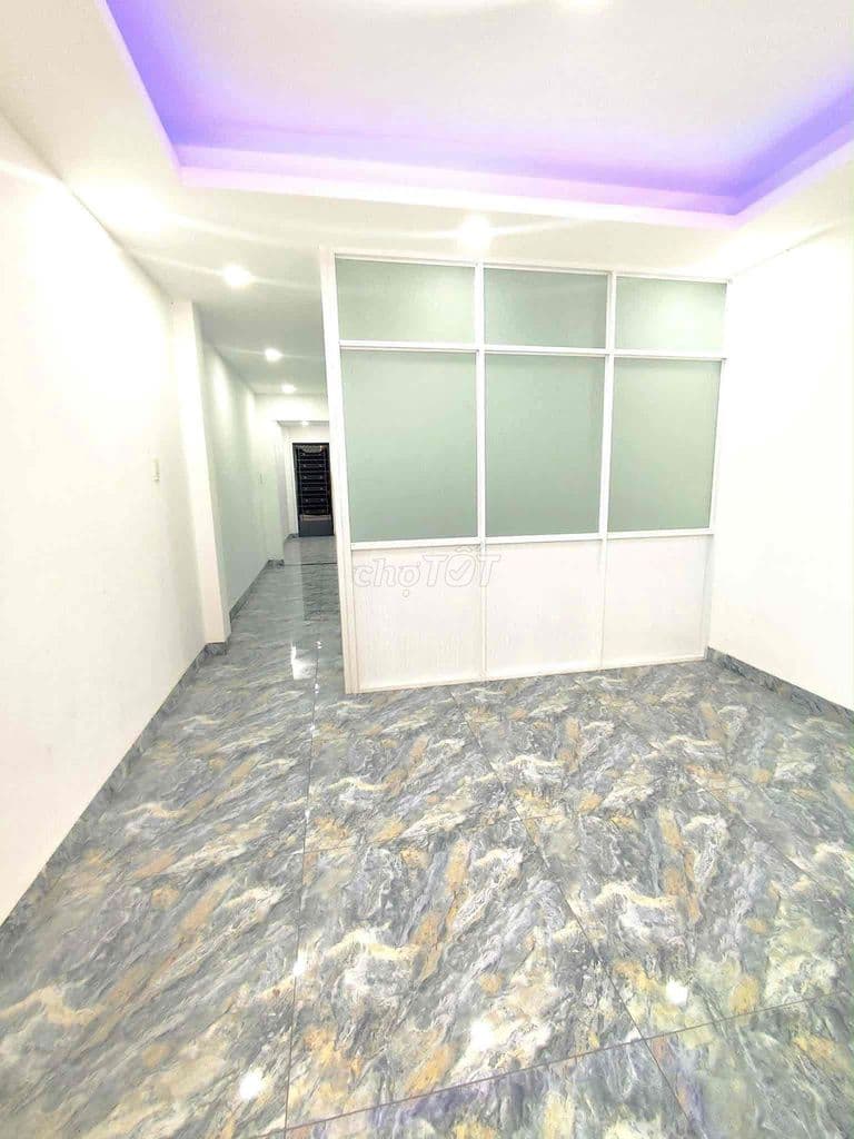 CHỈ 2.180 TỶ, CHUNG CƯ LẦU 1 MỚI ĐẸP 2 PN, BAN CÔNG THOÁNG, SỔ RIÊNG - Ảnh 2