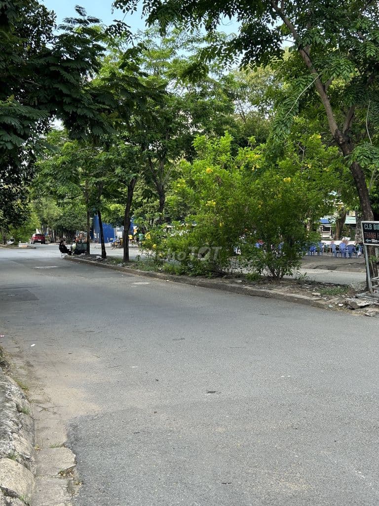 ĐẤT GÓC 2 MẶT TIỀN - ĐƯỜNG RỘNG 12M - KHU NGUYỄN DUY TRINH