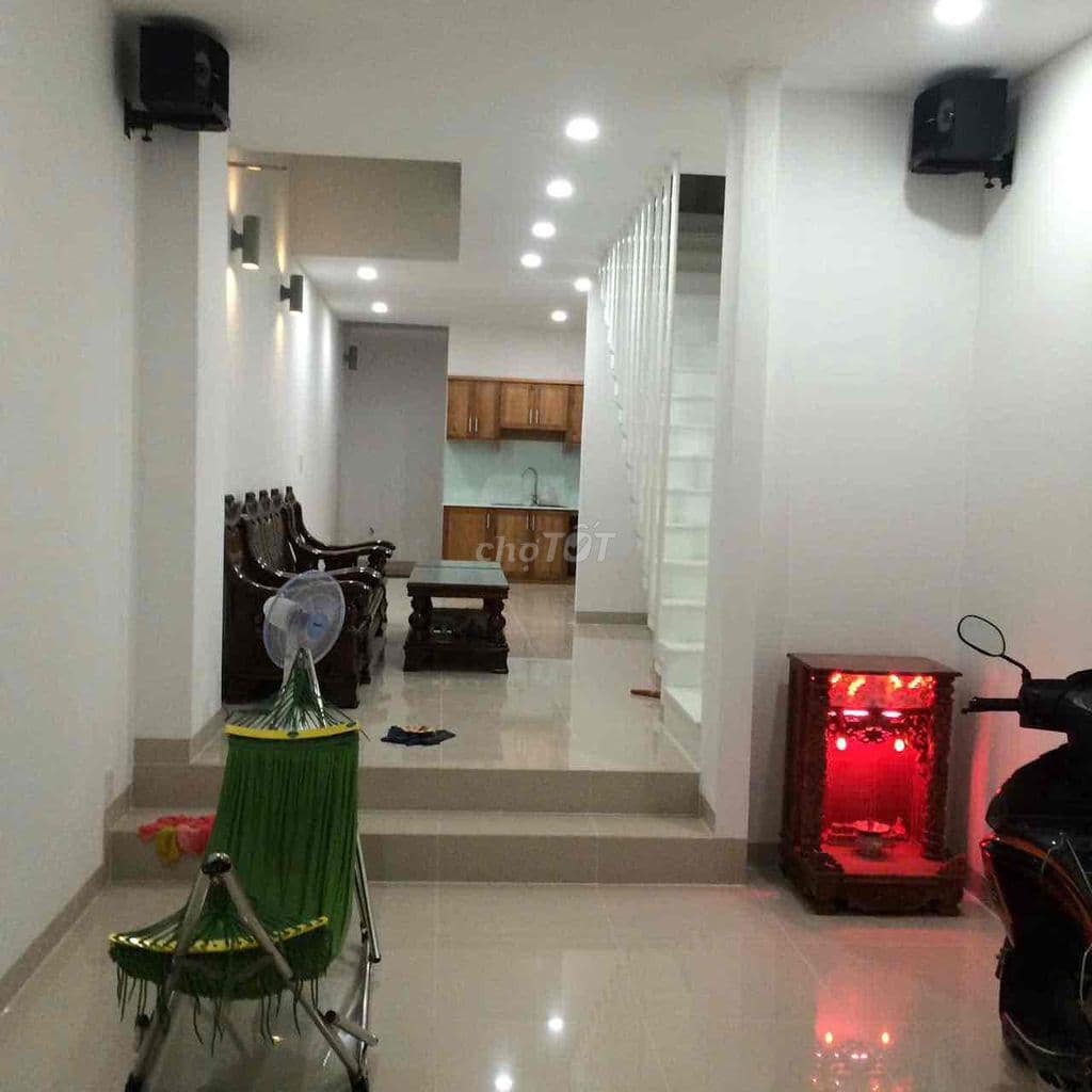 nhà mặt tiền - Ảnh 2