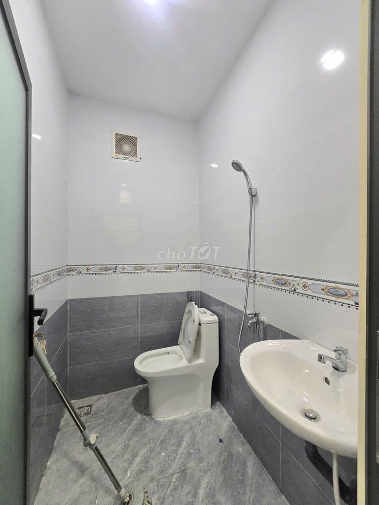 GIẢM 600TR-Bán nhà Nguyễn Hồng Đào. DT 3x10- 1 Lầu MỚI đẹp ở ngay-2PN - Ảnh 3