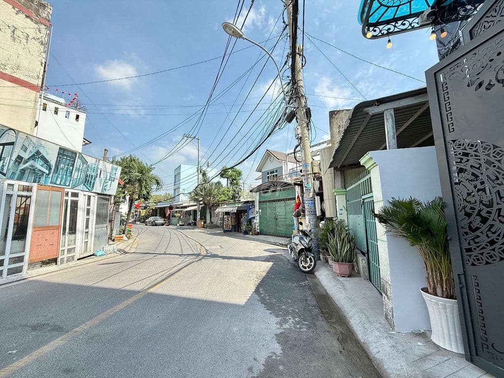 Siêu Phẩm 4m x 18m. 4 Tầng Có Thang Máy Mặt Tiền Đường TCH 03.07 - Ảnh 2