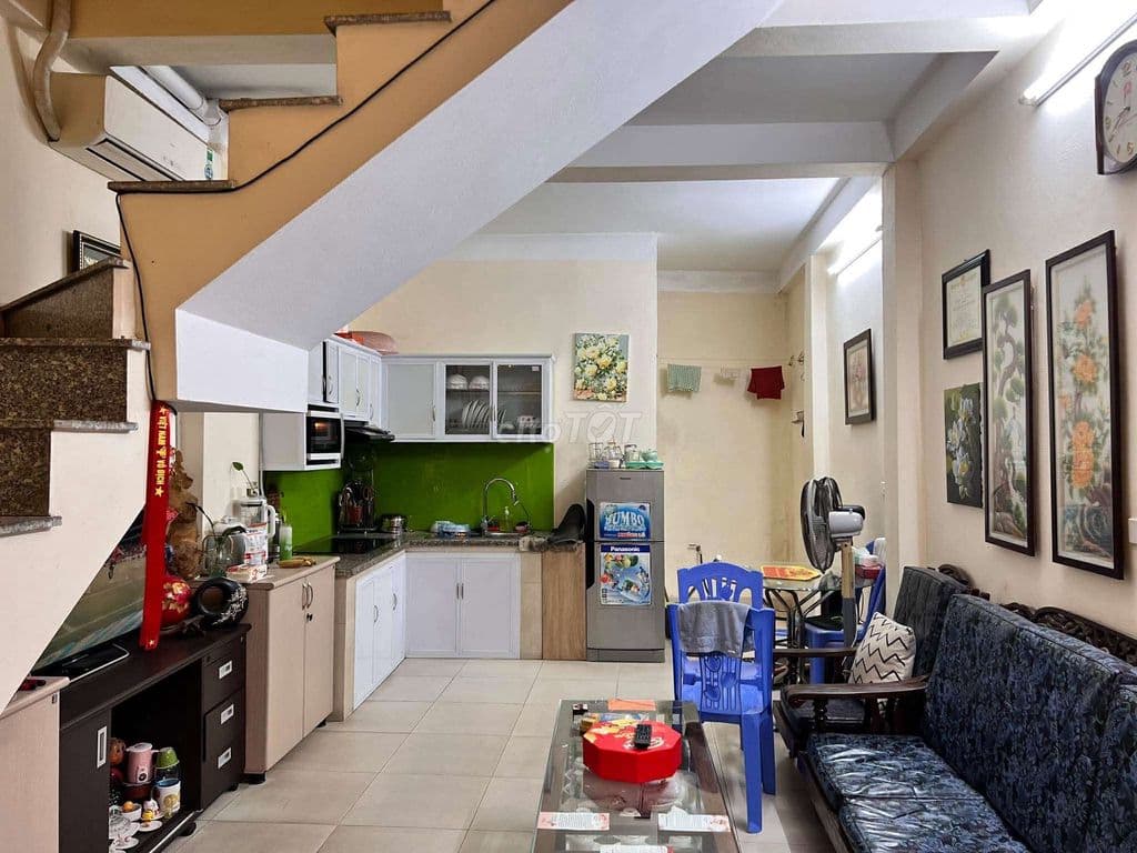 Bán nhà 2 tầng, 40m, 2 PN, có nhỉnh 6 tỷ, giá đầu tư - Ảnh 3