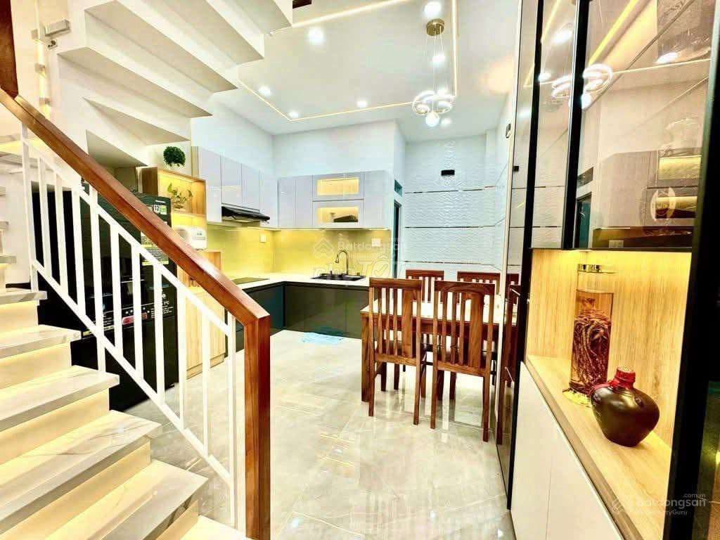 Lô góc Ngọc Khánh, 2 mặt ngõ, ngõ thông ba gác tránh, dân xây - Ảnh 2