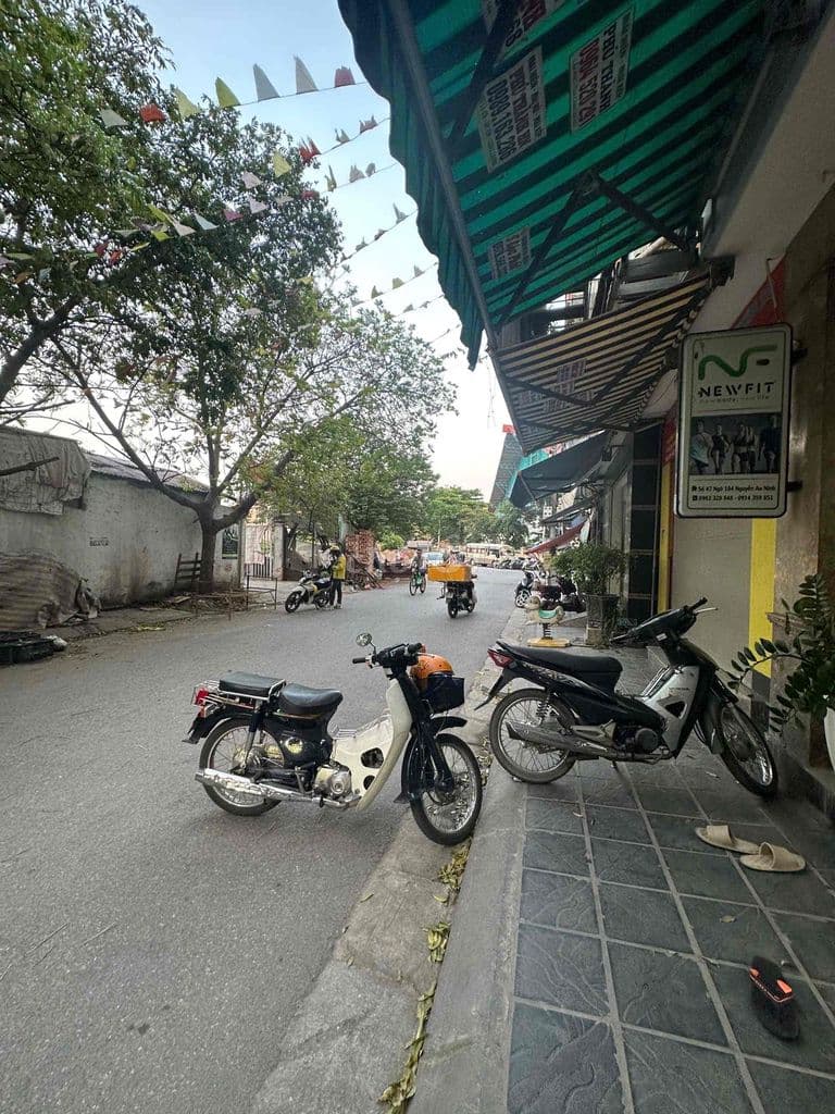 cho thuê tầng 1,2,3 làm văn phòng ,spa, kinh doanh