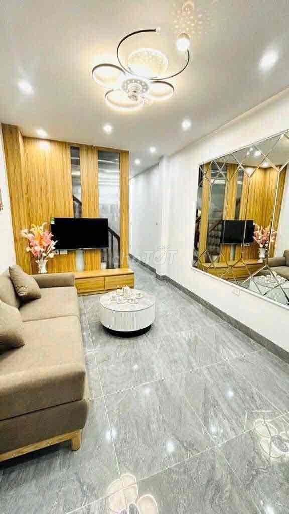 phố Khương Trung- Nhà 4 tầng dân xây ở ngay- Ngõ nông- 32m2- 8.15 tỷ