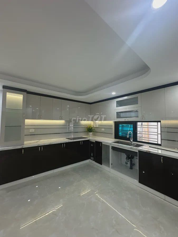 Tôi bán nhà phố TRẦN KHÁT CHÂN-ĐẠI CỒ VIỆT 48m2 5T 10M RA OTO 11,8 tỷ - Ảnh 2