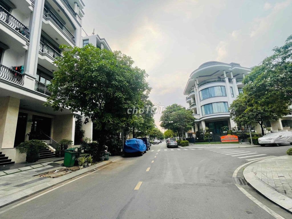 Nhà bán hoàn thiện 7x20m tại đường 37 tại Vạn Phúc city - Ảnh 2