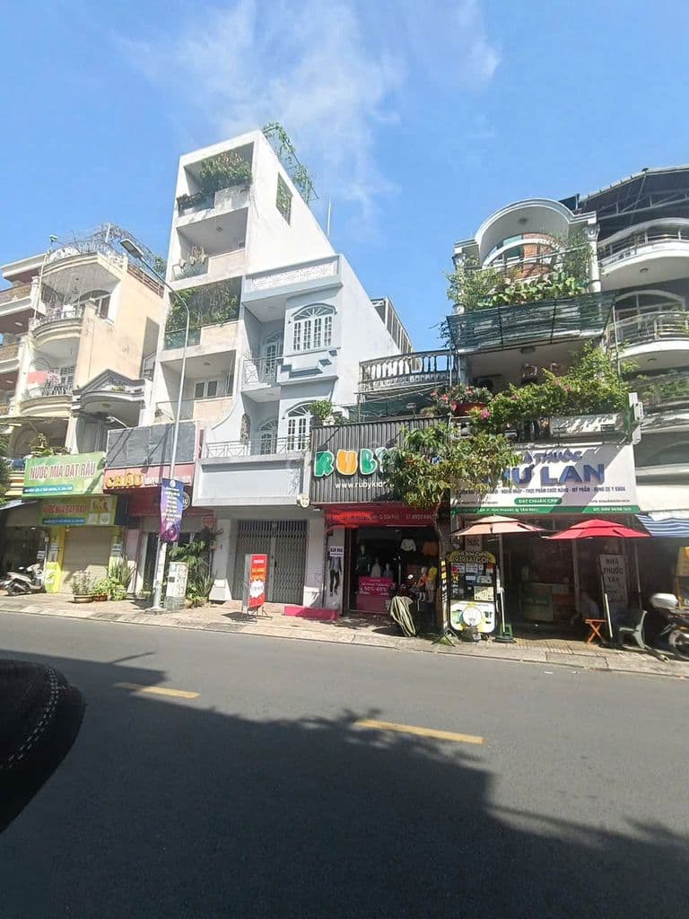 Cần bán gấp nhà mặt tiền Thành Công - Lũy Bán Bích, Q. Tân Phú.