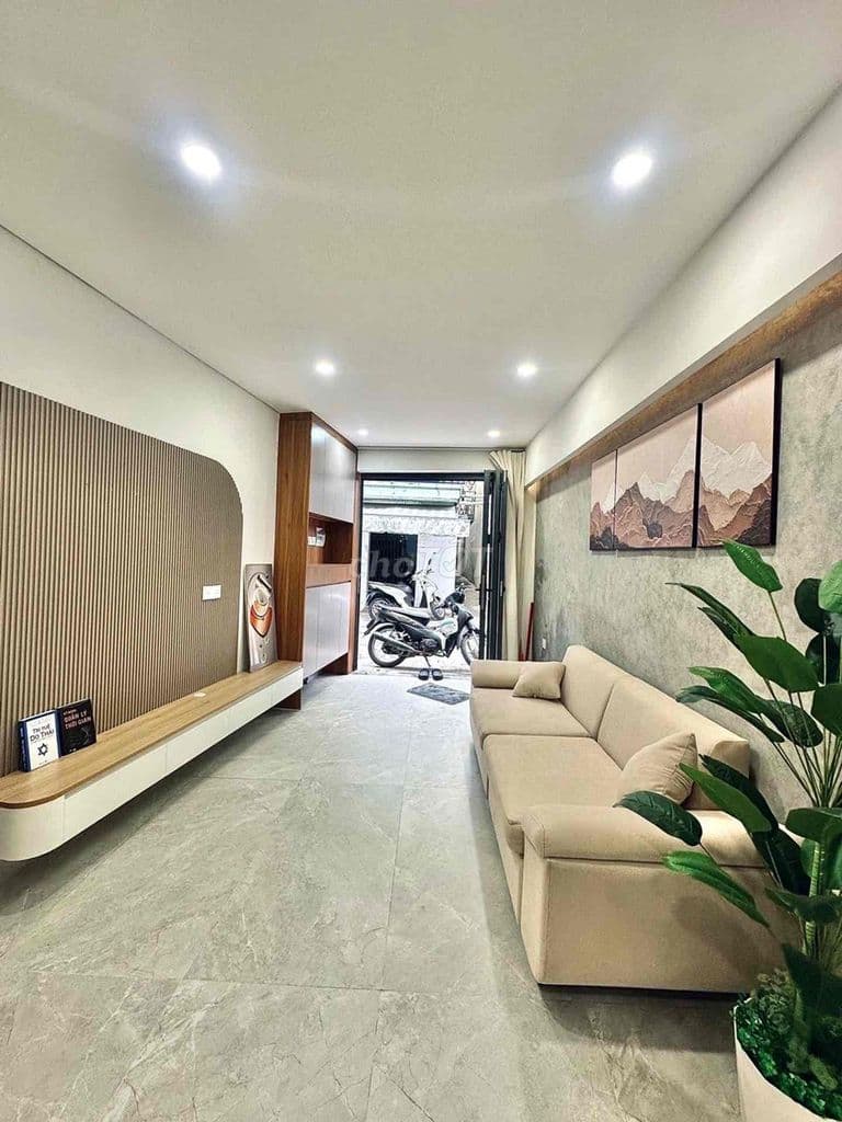 Bán nhà đường nơ trang long- nhà mới phun nội thất - Ảnh 3