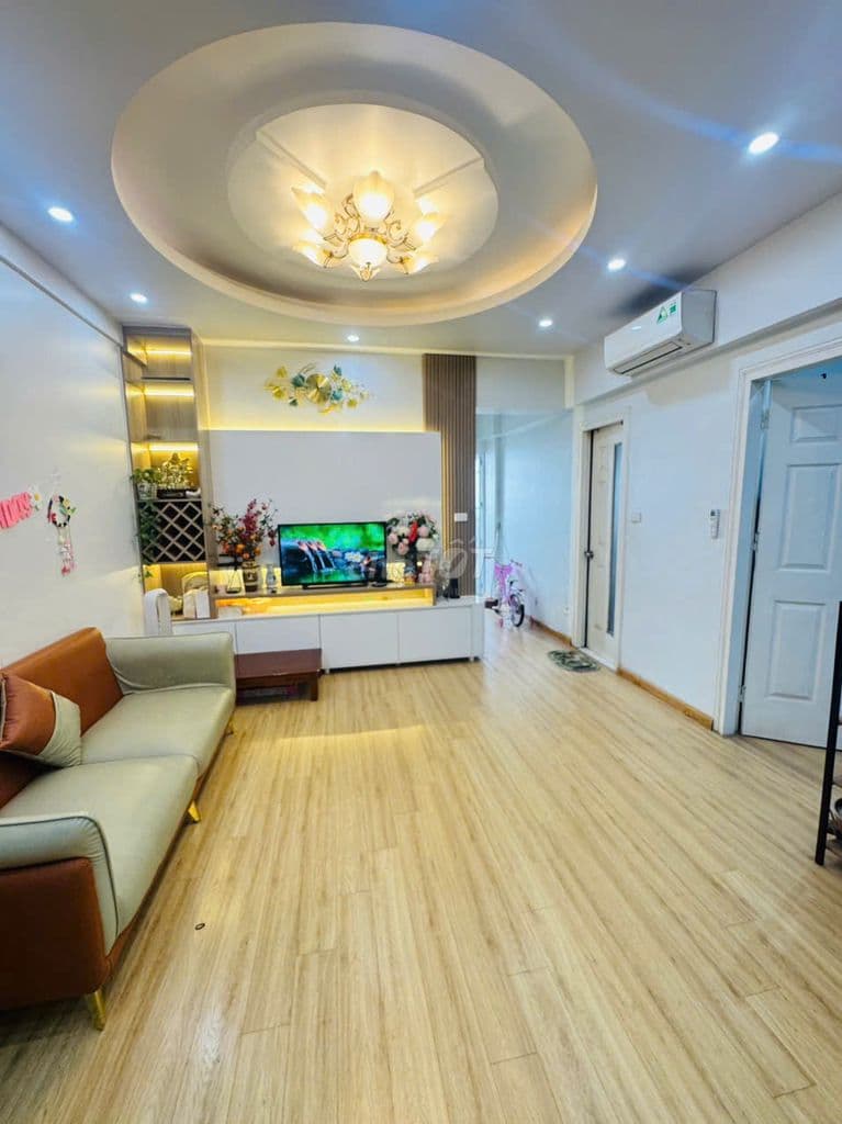 Bán 2 ngủ tầng trung 63M Tòa BMM Xa La, Hà Đông. Full nội thất